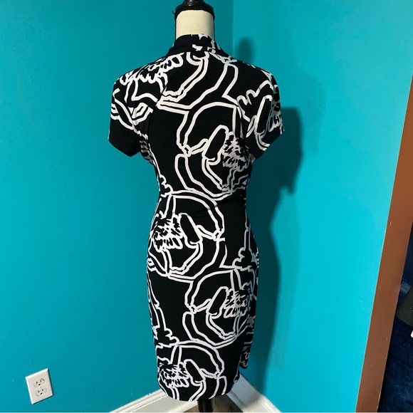 Joseph Ribkoff 8 Black Vanilla Floral Print Mock Wrap Sheath Dress - Picture 6 of 7